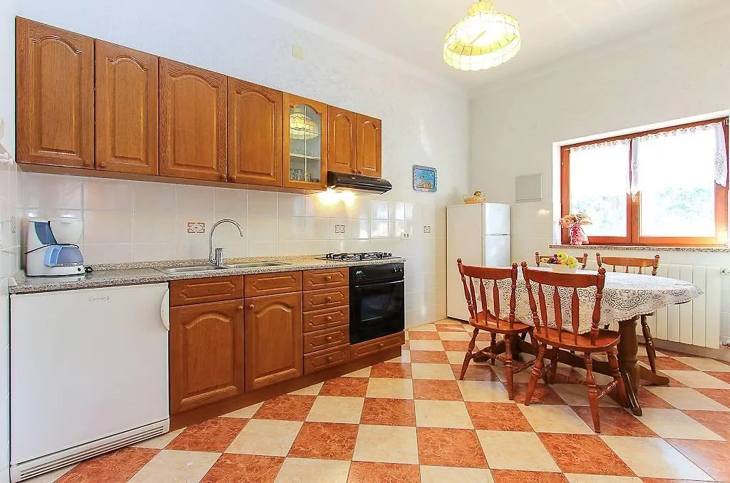 Apartments Lili Medolino