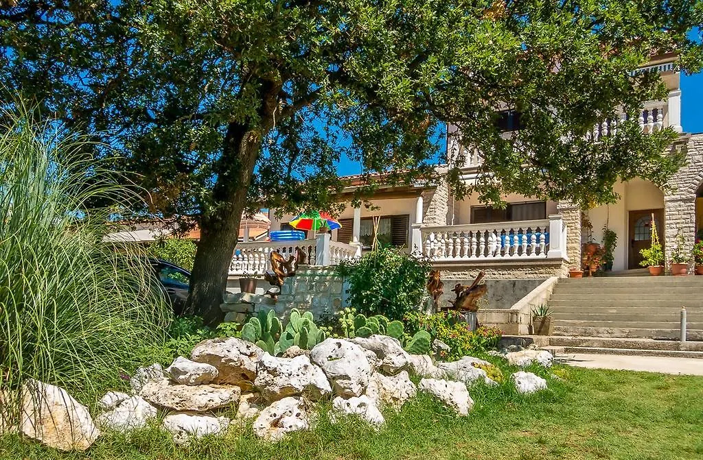 Apartments Lili Medolino Croazia