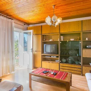 Miranda Apartman